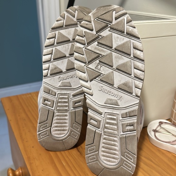 Saucony Shadow 6000 shoes size 8.5 - Picture 2 of 7